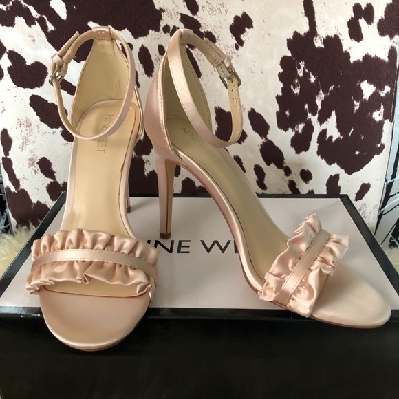 Nine West Cashmereo ankle strap high heel sandals nude/natural color satin - Picture 1 of 7